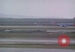 Standbild Air Force One Vandenberg Air Force Base California USA, 1962, aus Sekunde 15 historischem Filmmaterial Videoclip 65675028973