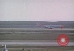 Standbild Air Force One Vandenberg Air Force Base California USA, 1962, aus Sekunde 18 historischem Filmmaterial Videoclip 65675028973