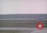 Standbild Air Force One Vandenberg Air Force Base California USA, 1962, aus Sekunde 20 historischem Filmmaterial Videoclip 65675028973