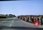 Standbild Präsident Kennedy's Konvoi Vandenberg Air Force Base California USA, 1962, aus Sekunde 28 historischem Filmmaterial Videoclip 65675028977