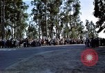 Standbild Präsident Kennedy's Konvoi Vandenberg Air Force Base California USA, 1962, aus Sekunde 33 historischem Filmmaterial Videoclip 65675028977