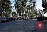 Standbild Präsident Kennedy's Konvoi Vandenberg Air Force Base California USA, 1962, aus Sekunde 46 historischem Filmmaterial Videoclip 65675028977