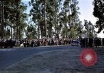 Standbild Präsident Kennedy's Konvoi Vandenberg Air Force Base California USA, 1962, aus Sekunde 50 historischem Filmmaterial Videoclip 65675028977