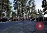 Standbild Präsident Kennedy's Konvoi Vandenberg Air Force Base California USA, 1962, aus Sekunde 51 historischem Filmmaterial Videoclip 65675028977