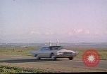 Standbild Präsident Kennedy's motor Konvoi California United States USA, 1962, aus Sekunde 37 historischem Filmmaterial Videoclip 65675028978