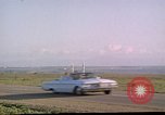 Standbild Präsident Kennedy's motor Konvoi California United States USA, 1962, aus Sekunde 41 historischem Filmmaterial Videoclip 65675028978