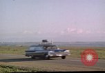 Standbild Präsident Kennedy's motor Konvoi California United States USA, 1962, aus Sekunde 53 historischem Filmmaterial Videoclip 65675028978
