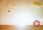 Immagine di Aerei americani Eniwetok atollo delle Isole Marshall, 1956, secondo 18 filmato di repertorio 65675028979