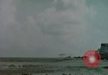 Immagine di Aerei americani Eniwetok atollo delle Isole Marshall, 1956, secondo 34 filmato di repertorio 65675028979