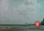 Immagine di Aerei americani Eniwetok atollo delle Isole Marshall, 1956, secondo 37 filmato di repertorio 65675028979