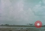 Immagine di Aerei americani Eniwetok atollo delle Isole Marshall, 1956, secondo 49 filmato di repertorio 65675028979