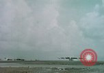 Immagine di Aerei americani Eniwetok atollo delle Isole Marshall, 1956, secondo 50 filmato di repertorio 65675028979