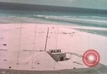 Standbild raydist site Bikini Atoll Marshall Inseln, 1956, aus Sekunde 22 historischem Filmmaterial Videoclip 65675028980