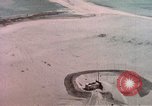 Standbild raydist site Bikini Atoll Marshall Inseln, 1956, aus Sekunde 49 historischem Filmmaterial Videoclip 65675028980