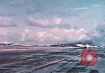 Standbild USA Flugzeuge Eniwetok Atoll Marshall Inseln, 1956, aus Sekunde 9 historischem Filmmaterial Videoclip 65675028981