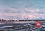 Standbild USA Flugzeuge Eniwetok Atoll Marshall Inseln, 1956, aus Sekunde 17 historischem Filmmaterial Videoclip 65675028981