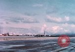 Standbild USA Flugzeuge Eniwetok Atoll Marshall Inseln, 1956, aus Sekunde 18 historischem Filmmaterial Videoclip 65675028981