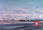 Standbild USA Flugzeuge Eniwetok Atoll Marshall Inseln, 1956, aus Sekunde 20 historischem Filmmaterial Videoclip 65675028981