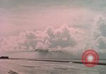 Standbild USA Flugzeuge Eniwetok Atoll Marshall Inseln, 1956, aus Sekunde 33 historischem Filmmaterial Videoclip 65675028981