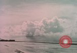 Standbild USA Flugzeuge Eniwetok Atoll Marshall Inseln, 1956, aus Sekunde 35 historischem Filmmaterial Videoclip 65675028981