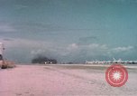 Standbild USA Flugzeuge Eniwetok Atoll Marshall Inseln, 1956, aus Sekunde 41 historischem Filmmaterial Videoclip 65675028981