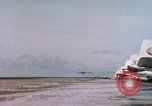 Standbild USA Flugzeuge Eniwetok Atoll Marshall Inseln, 1956, aus Sekunde 19 historischem Filmmaterial Videoclip 65675028982