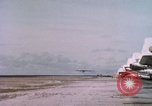 Standbild USA Flugzeuge Eniwetok Atoll Marshall Inseln, 1956, aus Sekunde 20 historischem Filmmaterial Videoclip 65675028982