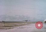 Standbild USA Flugzeuge Eniwetok Atoll Marshall Inseln, 1956, aus Sekunde 27 historischem Filmmaterial Videoclip 65675028982