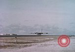 Standbild USA Flugzeuge Eniwetok Atoll Marshall Inseln, 1956, aus Sekunde 30 historischem Filmmaterial Videoclip 65675028982
