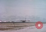 Standbild USA Flugzeuge Eniwetok Atoll Marshall Inseln, 1956, aus Sekunde 31 historischem Filmmaterial Videoclip 65675028982