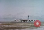 Standbild USA Flugzeuge Eniwetok Atoll Marshall Inseln, 1956, aus Sekunde 33 historischem Filmmaterial Videoclip 65675028982