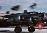 Standbild unbemannte -B17s Enewetak Atoll Marshall Inseln, 1948, aus Sekunde 17 historischem Filmmaterial Videoclip 65675028986