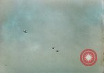Standbild deutschen Luftangriff auf eine Stadt während Zweiten Weltkrieg Knochen Algerien, 1942, aus Sekunde 31 historischem Filmmaterial Videoclip 65675028995