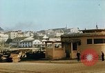 Standbild Konvoi des M3-Tanks Knochen Algerien, 1942, aus Sekunde 11 historischem Filmmaterial Videoclip 65675028996