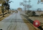 Standbild Konvoi des M3-Tanks Knochen Algerien, 1942, aus Sekunde 50 historischem Filmmaterial Videoclip 65675028996