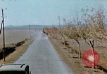 Standbild Konvoi des M3-Tanks Knochen Algerien, 1942, aus Sekunde 56 historischem Filmmaterial Videoclip 65675028996