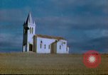Standbild bombardiert Kirche Qued Zarga Tunesien, 1942, aus Sekunde 10 historischem Filmmaterial Videoclip 65675029001