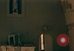 Standbild bombardiert Kirche Qued Zarga Tunesien, 1942, aus Sekunde 30 historischem Filmmaterial Videoclip 65675029001
