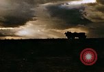 Image Allied Armored Vehicles Tebourba Tunisie, 1942, de la seconde 13 séquences d'archives historiques vidéo 65675029005