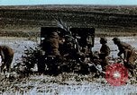 Image Tirs d'artillerie britanniques sur les Allemands Tebourba Tunisie, 1942, de la seconde 32 séquences d'archives historiques vidéo 65675029006