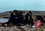 Image Tirs d'artillerie britanniques sur les Allemands Tebourba Tunisie, 1942, de la seconde 47 séquences d'archives historiques vidéo 65675029006