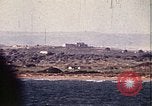 Image Le bombardement du navire une forteresse à Tunis la Tunisie en Afrique du Nord, 1943, de la seconde 12 séquences d'archives historiques vidéo 65675029008