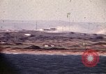 Image Le bombardement du navire une forteresse à Tunis la Tunisie en Afrique du Nord, 1943, de la seconde 22 séquences d'archives historiques vidéo 65675029008