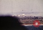 Image Le bombardement du navire une forteresse à Tunis la Tunisie en Afrique du Nord, 1943, de la seconde 38 séquences d'archives historiques vidéo 65675029008