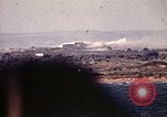 Image Le bombardement du navire une forteresse à Tunis la Tunisie en Afrique du Nord, 1943, de la seconde 43 séquences d'archives historiques vidéo 65675029008
