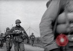 Immagine di 9 US Army Fanti Linnich Germania, 1944, secondo 16 filmato di repertorio 65675029022