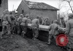 Image des ingénieurs de la US 9th Army Linnich Allemagne, 1944, de la seconde 18 séquences d'archives historiques vidéo 65675029023