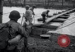 Image des ingénieurs de la US 9th Army Linnich Allemagne, 1944, de la seconde 56 séquences d'archives historiques vidéo 65675029023