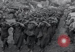 Image Des prisonniers allemands Linnich Allemagne, 1944, de la seconde 29 séquences d'archives historiques vidéo 65675029024