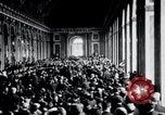 Standbild Paris Peace Conference Versailles Frankreich, 1919, aus Sekunde 4 historischem Filmmaterial Videoclip 65675029029